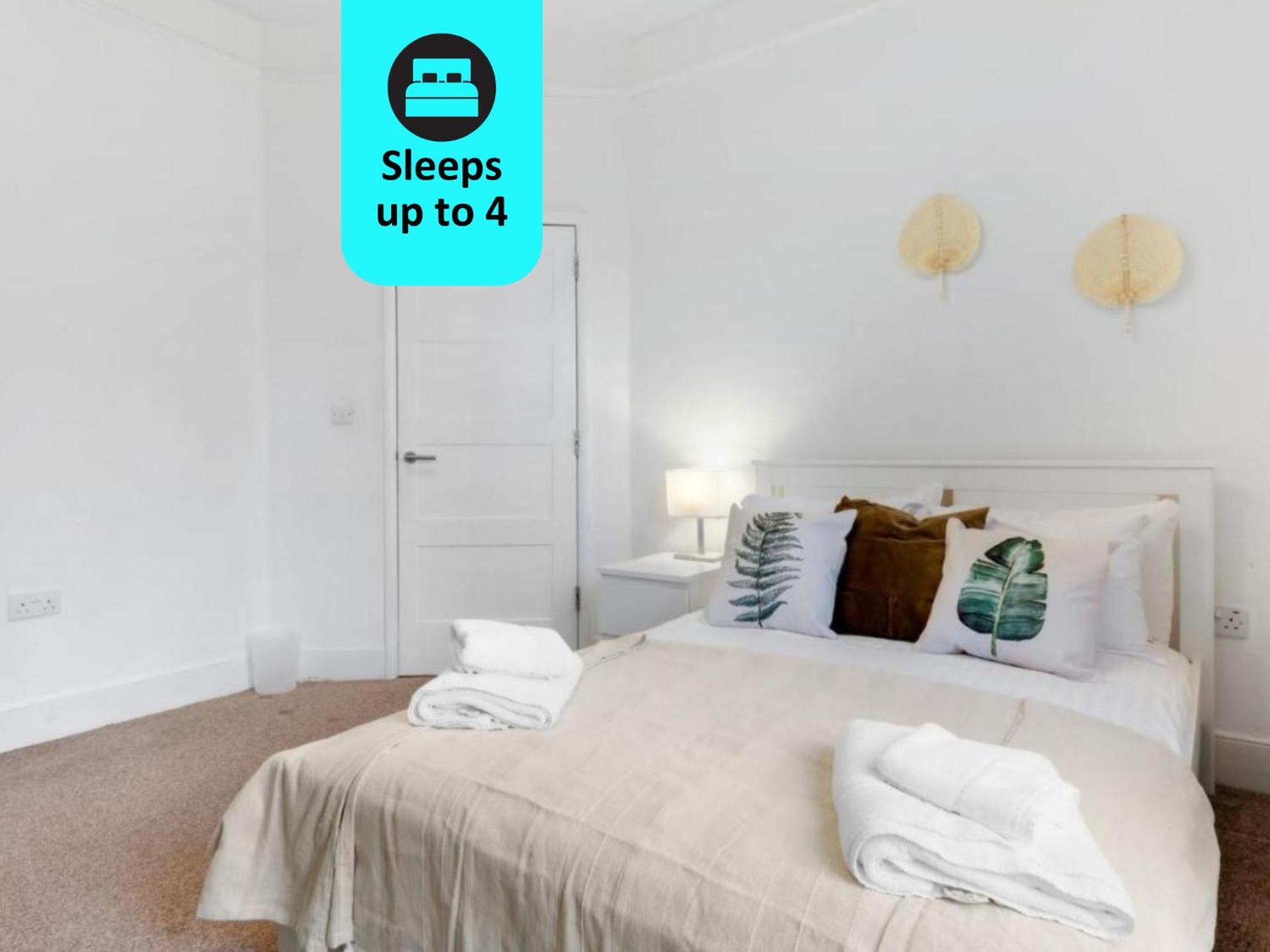 Chic 1Br House In Hounslow - 12 Mins From Heathrow Airport Διαμέρισμα Feltham Εξωτερικό φωτογραφία